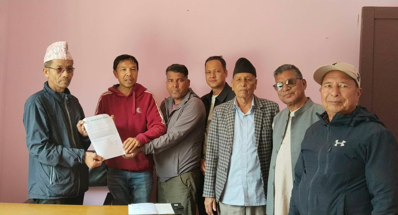 छसय घरपरिवारलाई पिउने पानीको व्यवस्था गर्न घोराही बनाऔँ अभियानद्वारा माग