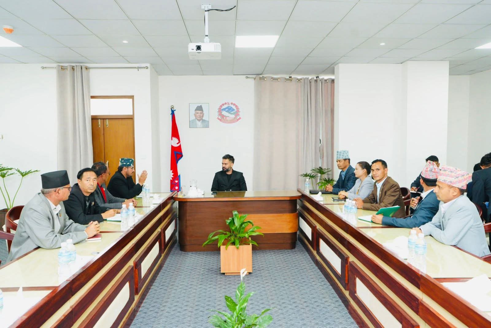 आगामी बजेटमा कर्णालीलाई प्राथमिकता दिने प्रधानमन्त्रीको प्रतिबद्धता