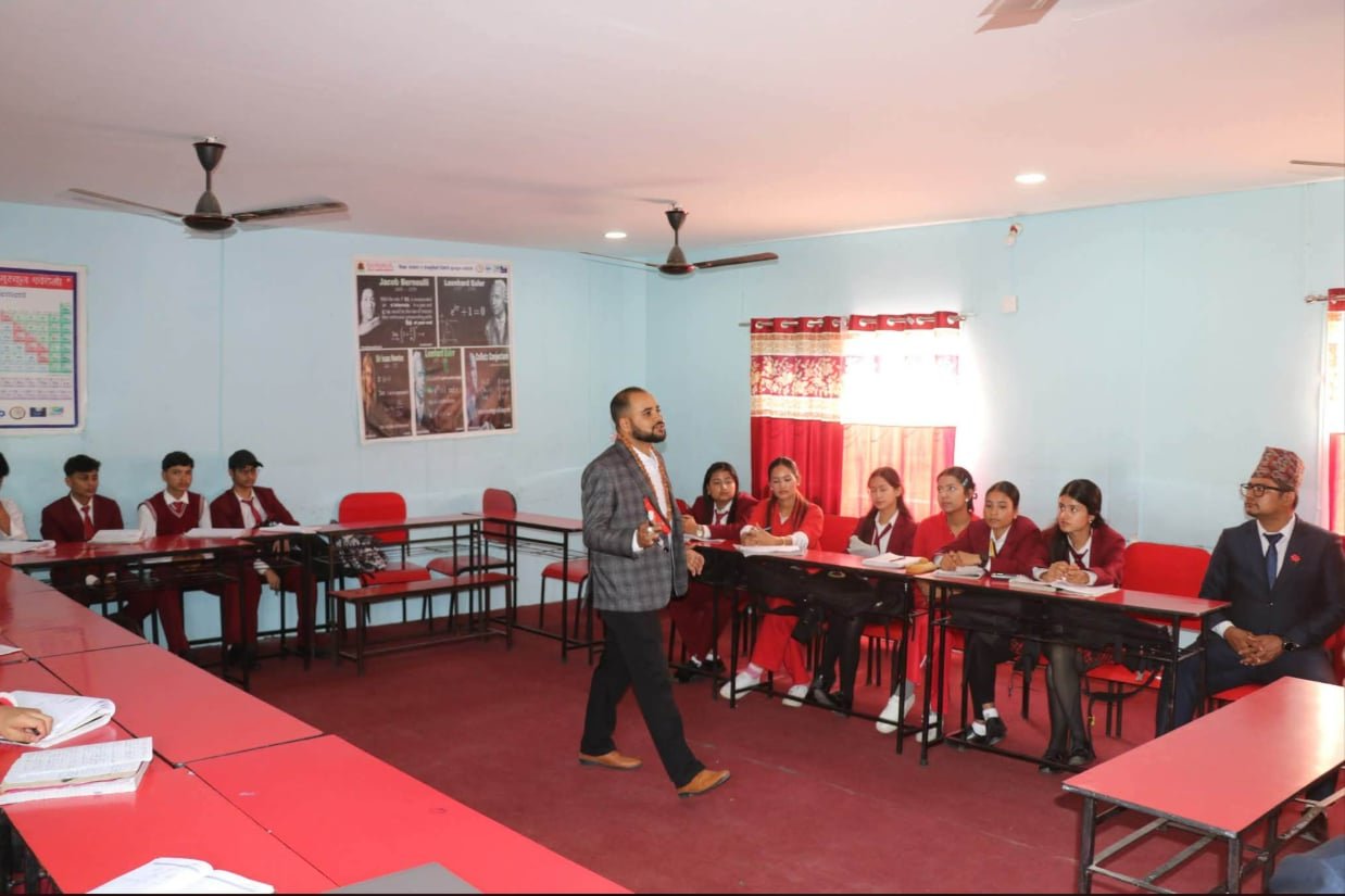 गुरुकुल एकेडेमी घोराहीमा बैंकिङ सचेतना कार्यक्रम सम्पन्न