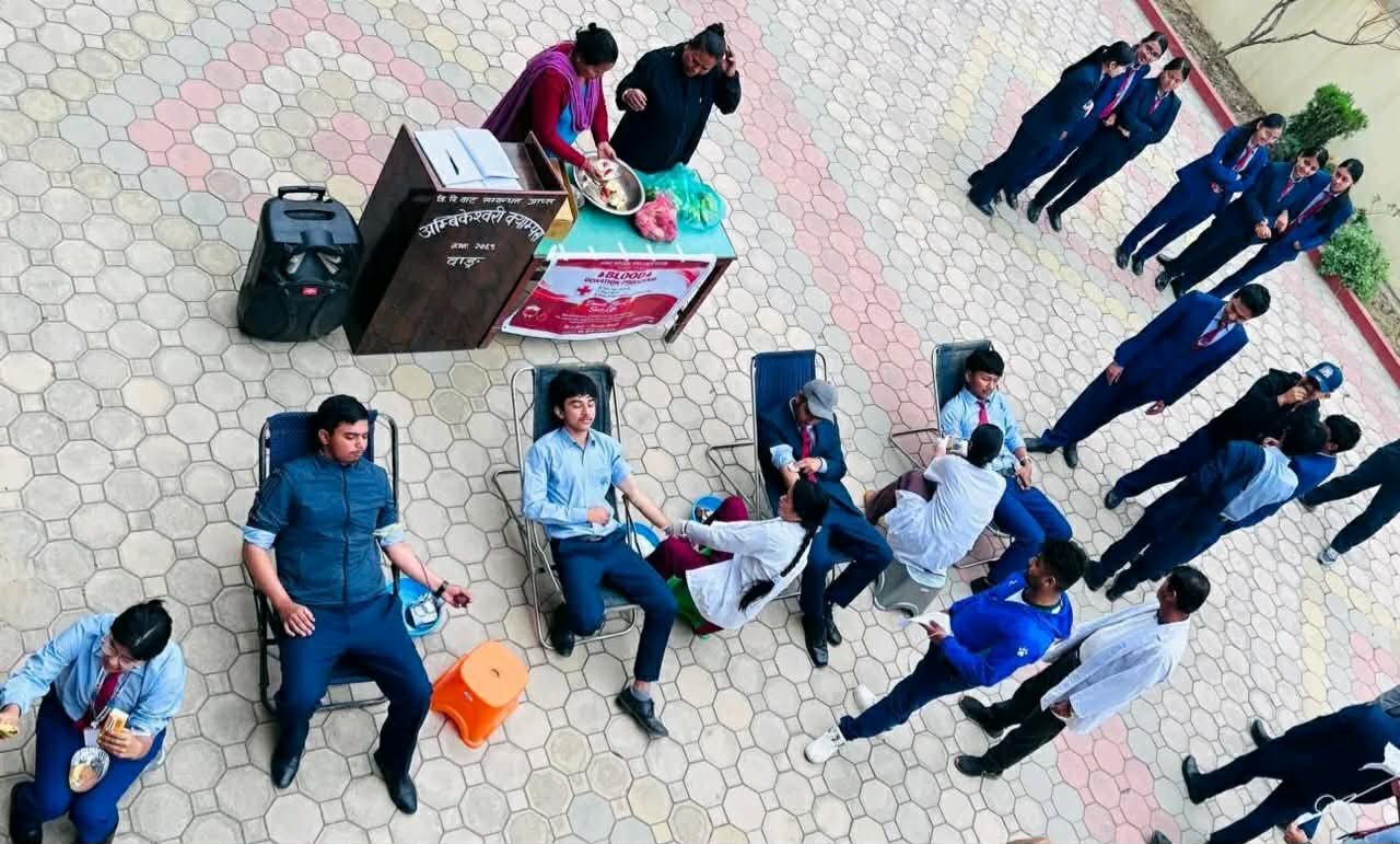 अम्बिकेश्वरी क्याम्पसका २७ जना विद्यार्थी गरे रक्तदान