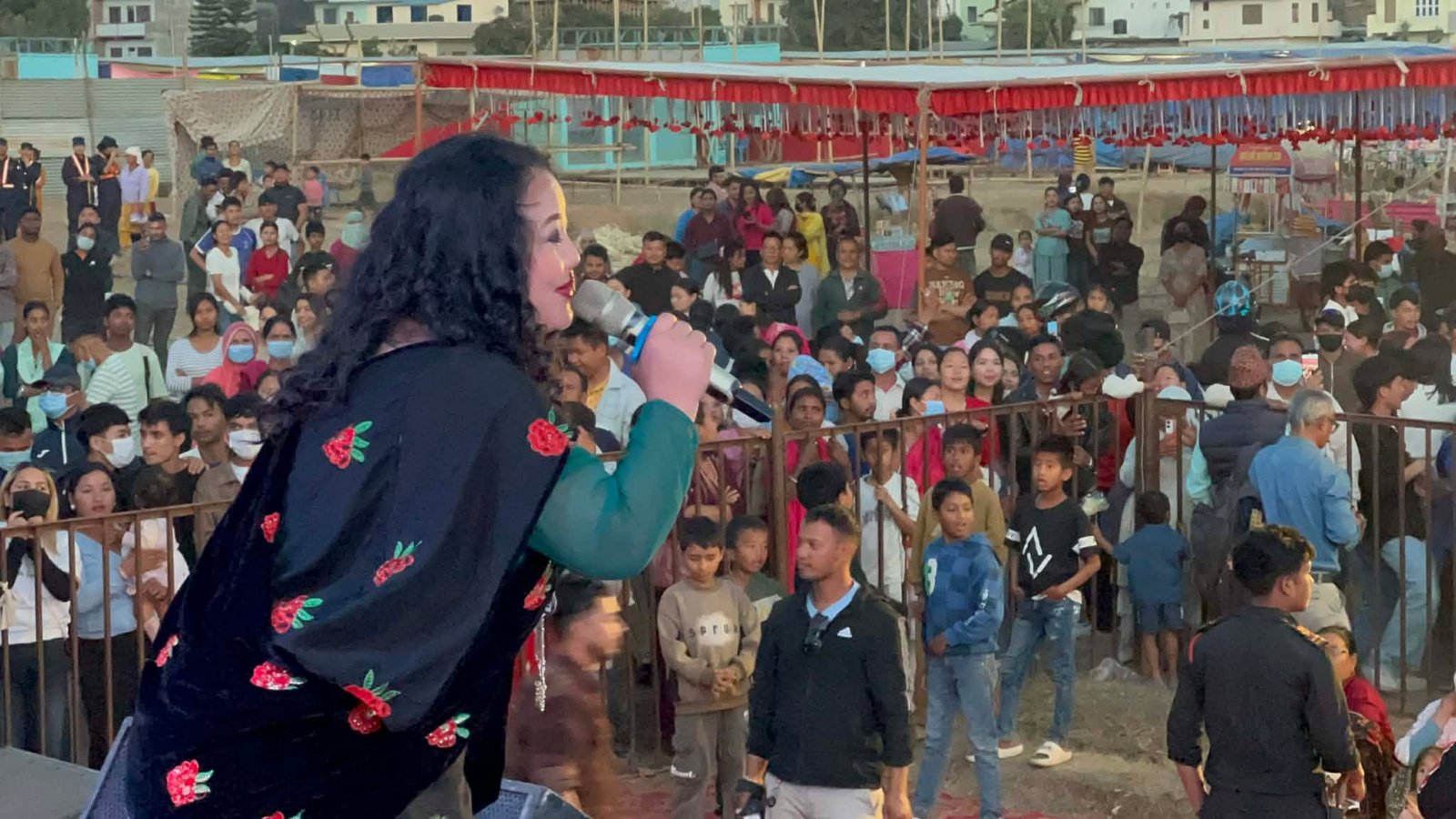 लुम्बिनी प्रदेशस्तरीय महाेत्सव : ज्याेति मगरसँगै झुमे दर्शक