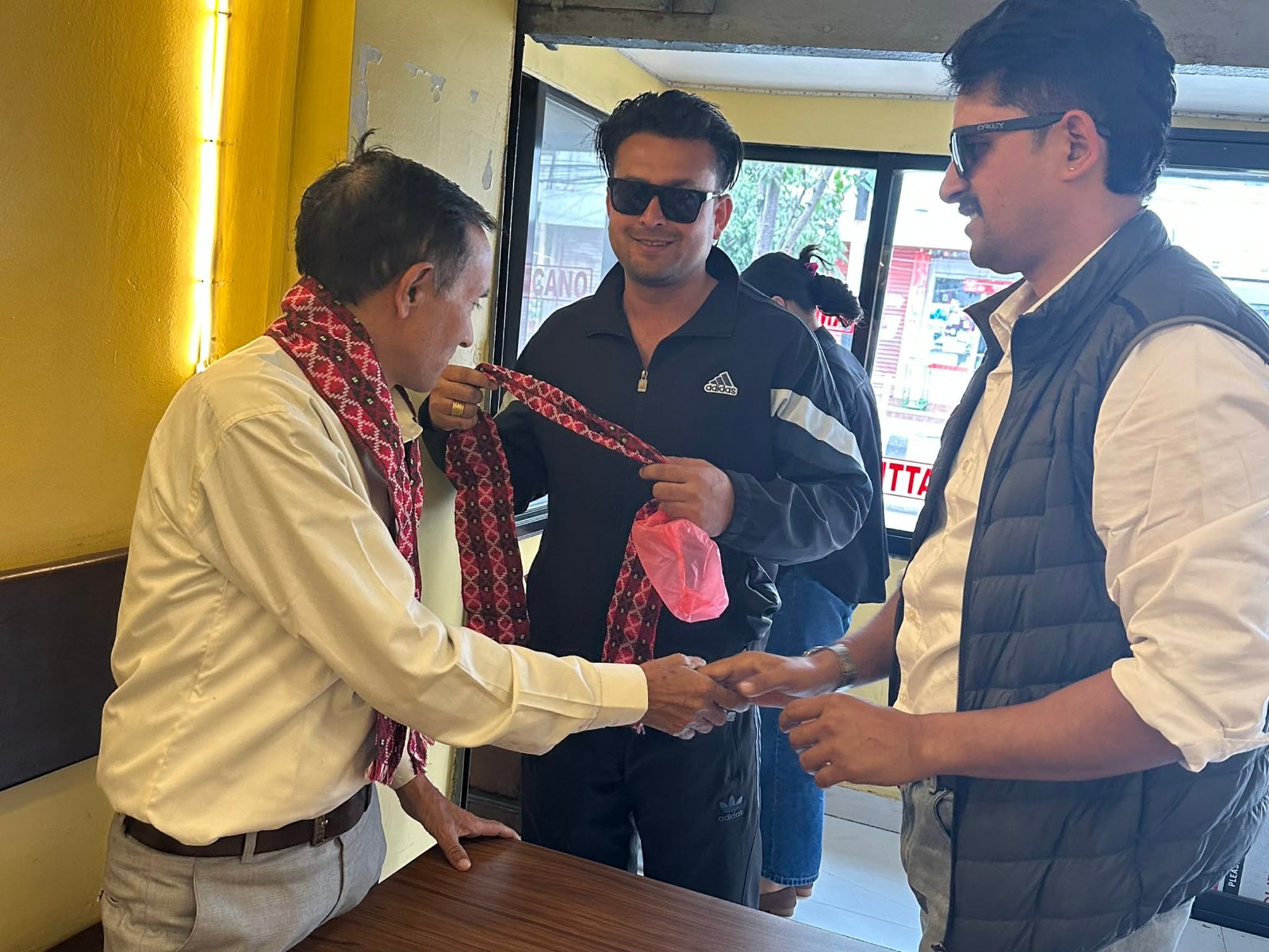 दाङ – १ रूपान्तरणको एजेन्डा अघि सार्दै: प्रकाश शाही र देवराज पाठकबीच भेटवार्ता