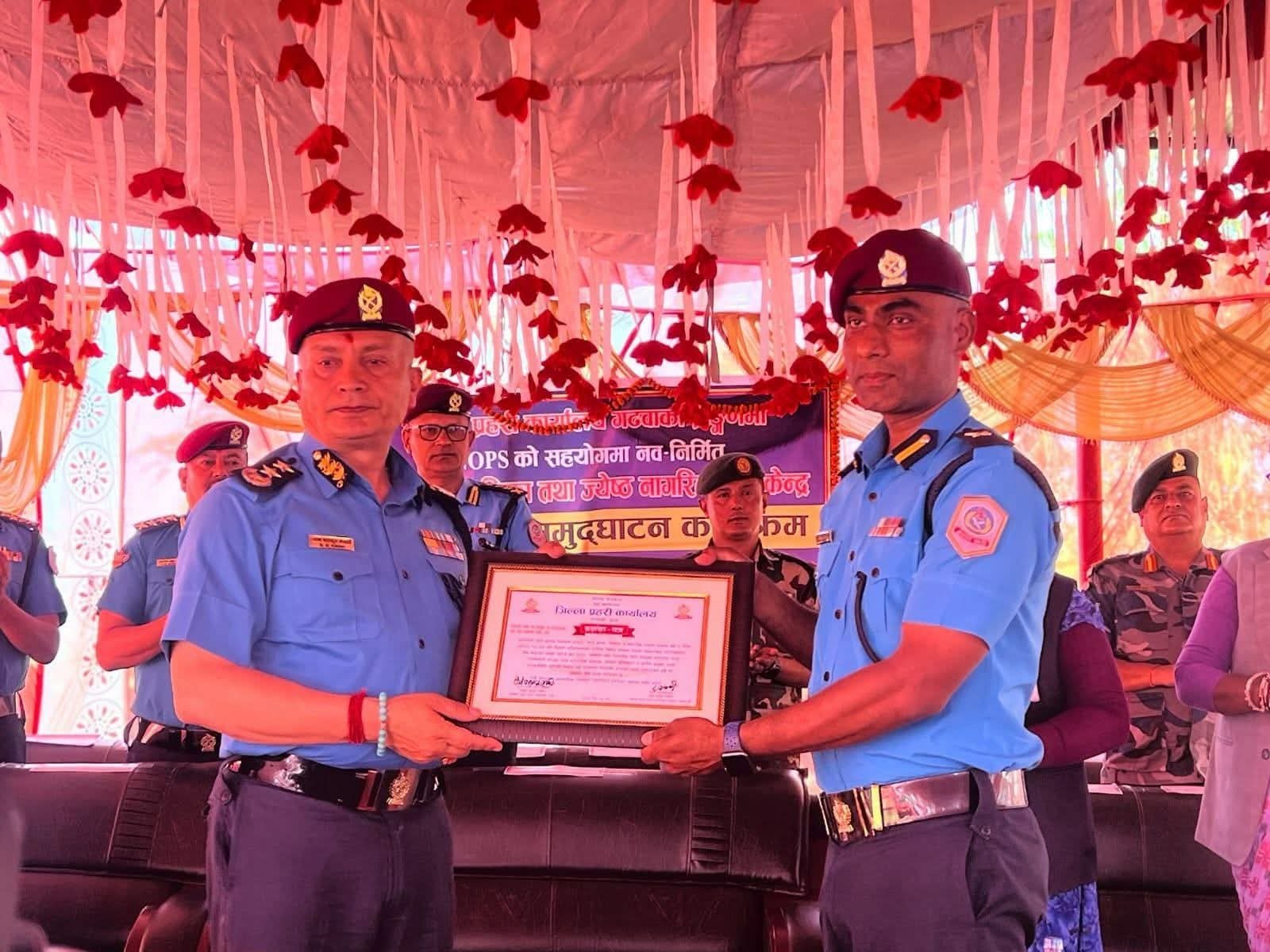 उत्कृष्ट कार्यसम्पादन गर्ने प्रहरी निरीक्षक पाण्डेय सम्मानित