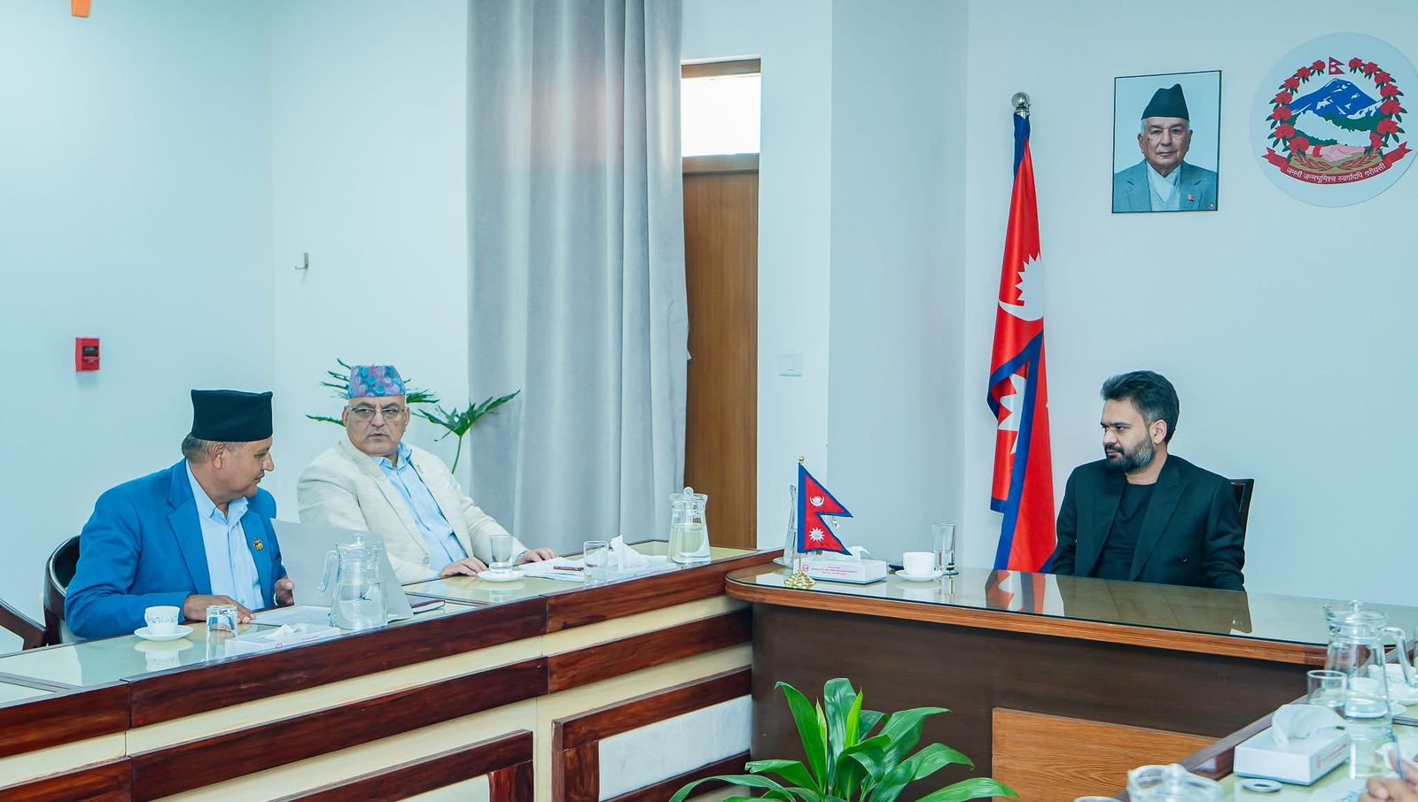 संघीय हस्तक्षेप घटाएर प्रदेशको स्वायत्तता सुनिश्चित गर्न मुख्यमन्त्री आचार्यको माग