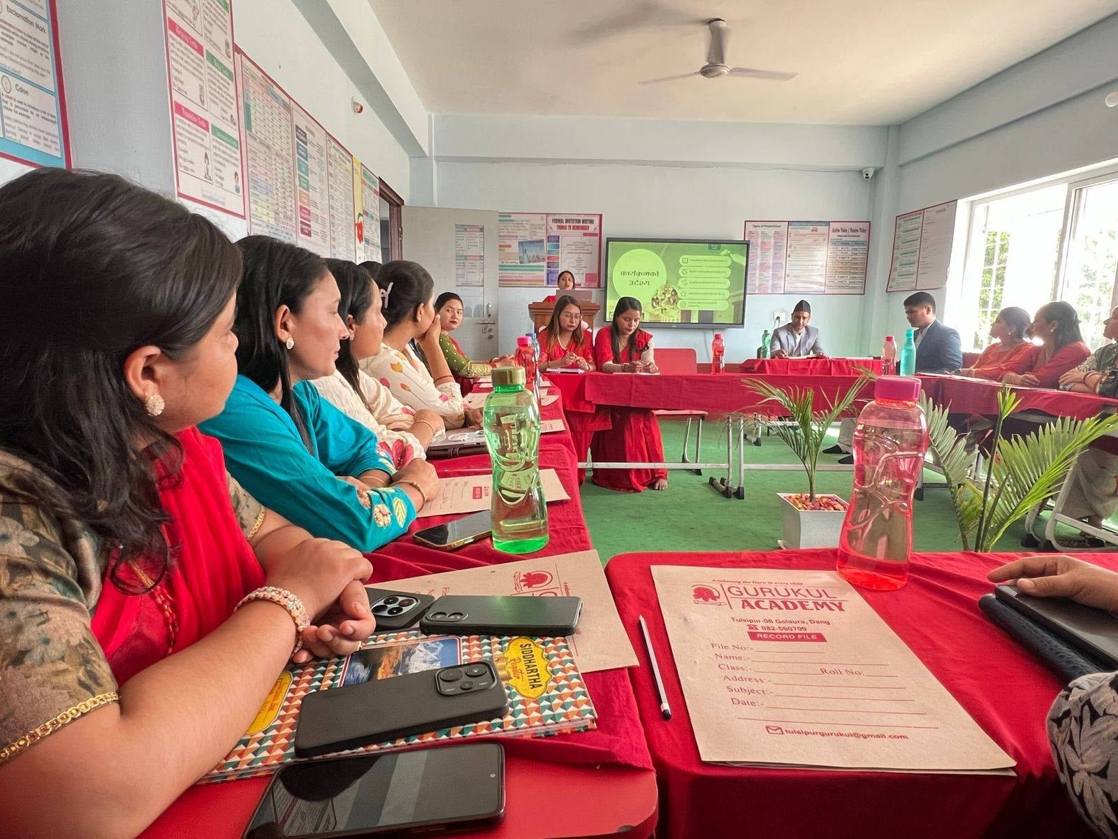 गुरुकुल एकेडेमी लमही र तुलसीपुरमा शिक्षक–अभिभावक अभिमुखीकरण कार्यक्रम सम्पन्न