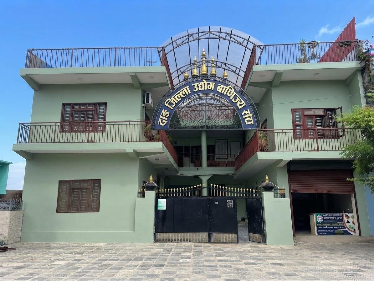 रसुवा बाढीपीडितलाई राहत, दाङ उवा संघले गर्‍यो १ लाख ११ हजार सहयोग