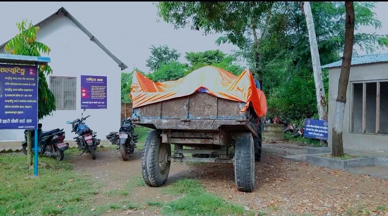 दाङमा मल कालोबजारी गर्ने चार जना नियन्त्रणमा