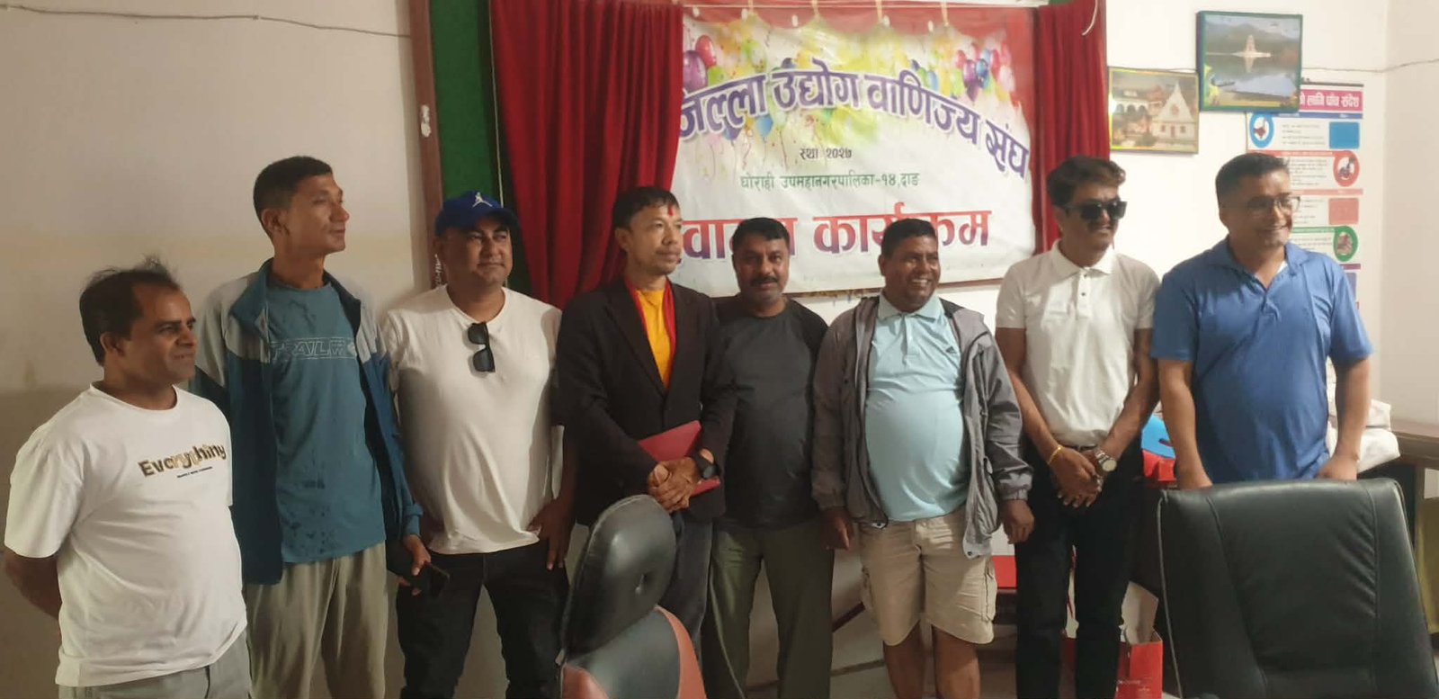 दाङमा मनकामना ग्यासको कोटा घट्दा उपभोक्ता समस्यामा, समाधानका लागि विक्रेतासँग प्रियासनको छलफल